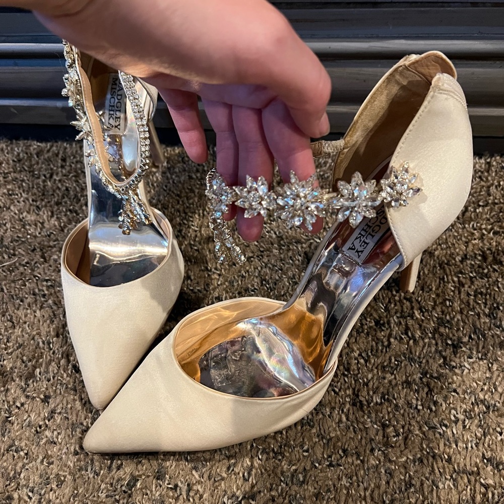 Badgley Mischka Wedding, Prom, Satin Jeweled Heels Shoes